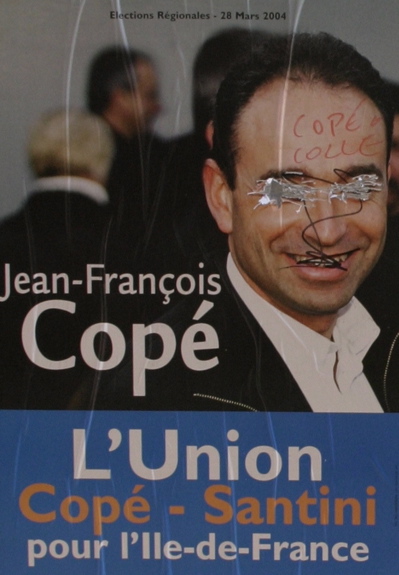 Panneau électoral UMP-UDF devant les bureaux de vote 32 et 33 du 11ème arrondissement, samedi 27 mars 2004